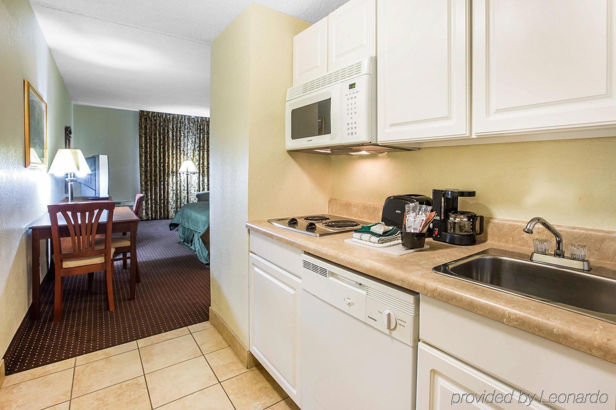 Likehome Extended Stay Hotel Warner Robins Bagian luar foto