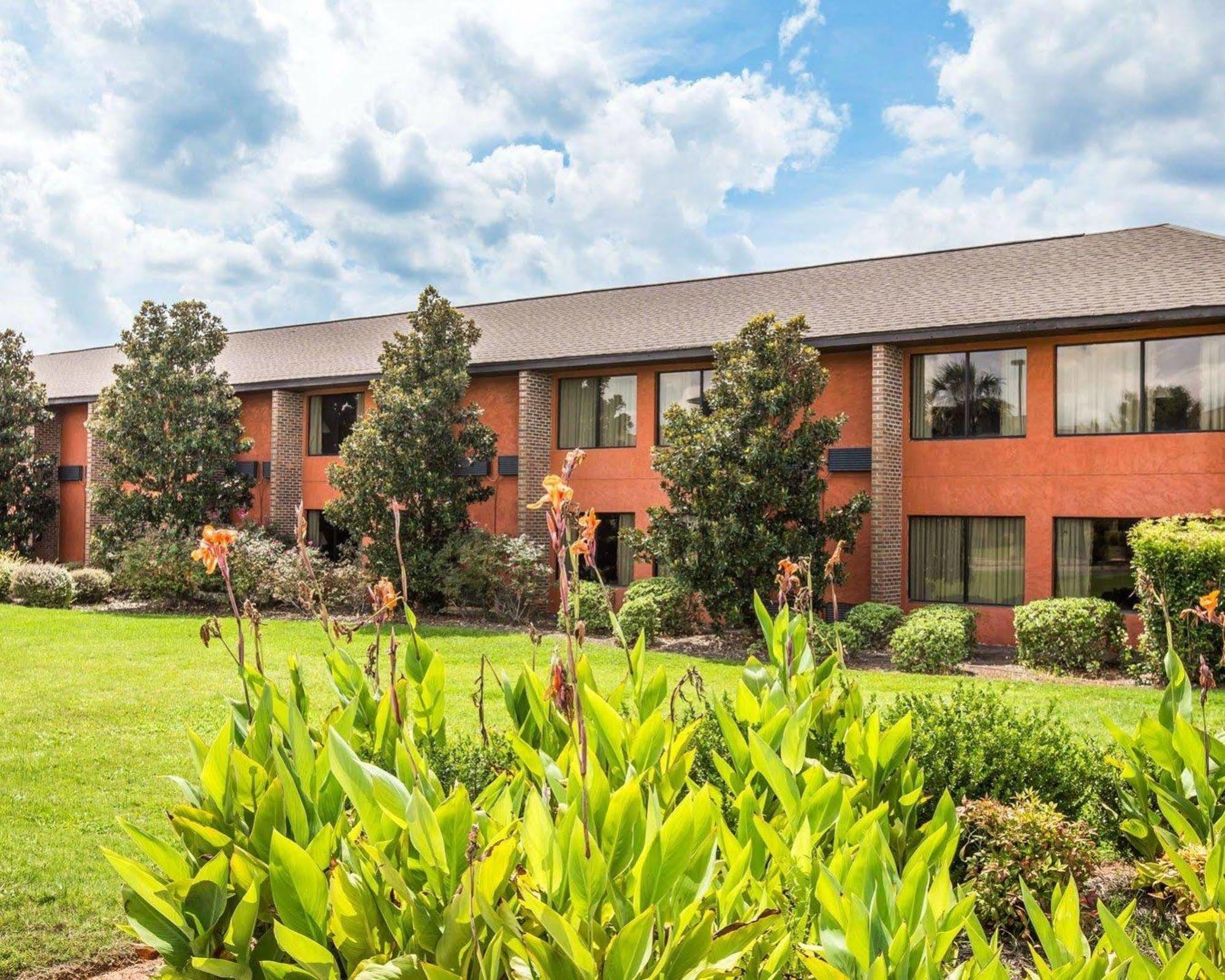 Likehome Extended Stay Hotel Warner Robins Bagian luar foto